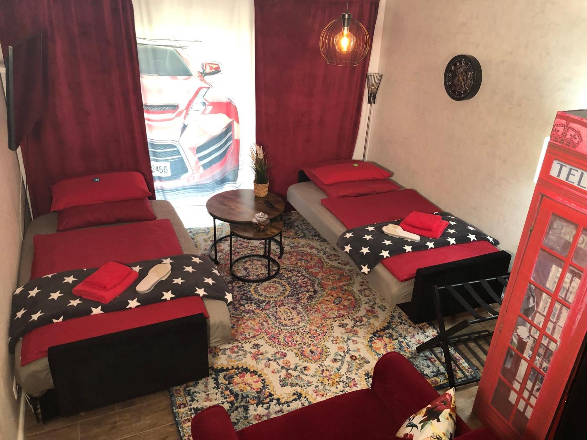 Stylisches Maybach Appartement Mit Terrasse Fuer 5 Personen, 5 Betten, Grosse Kochinsel, Homeoffice Mit 250Mbit Wlan Aidlingen Exteriör bild